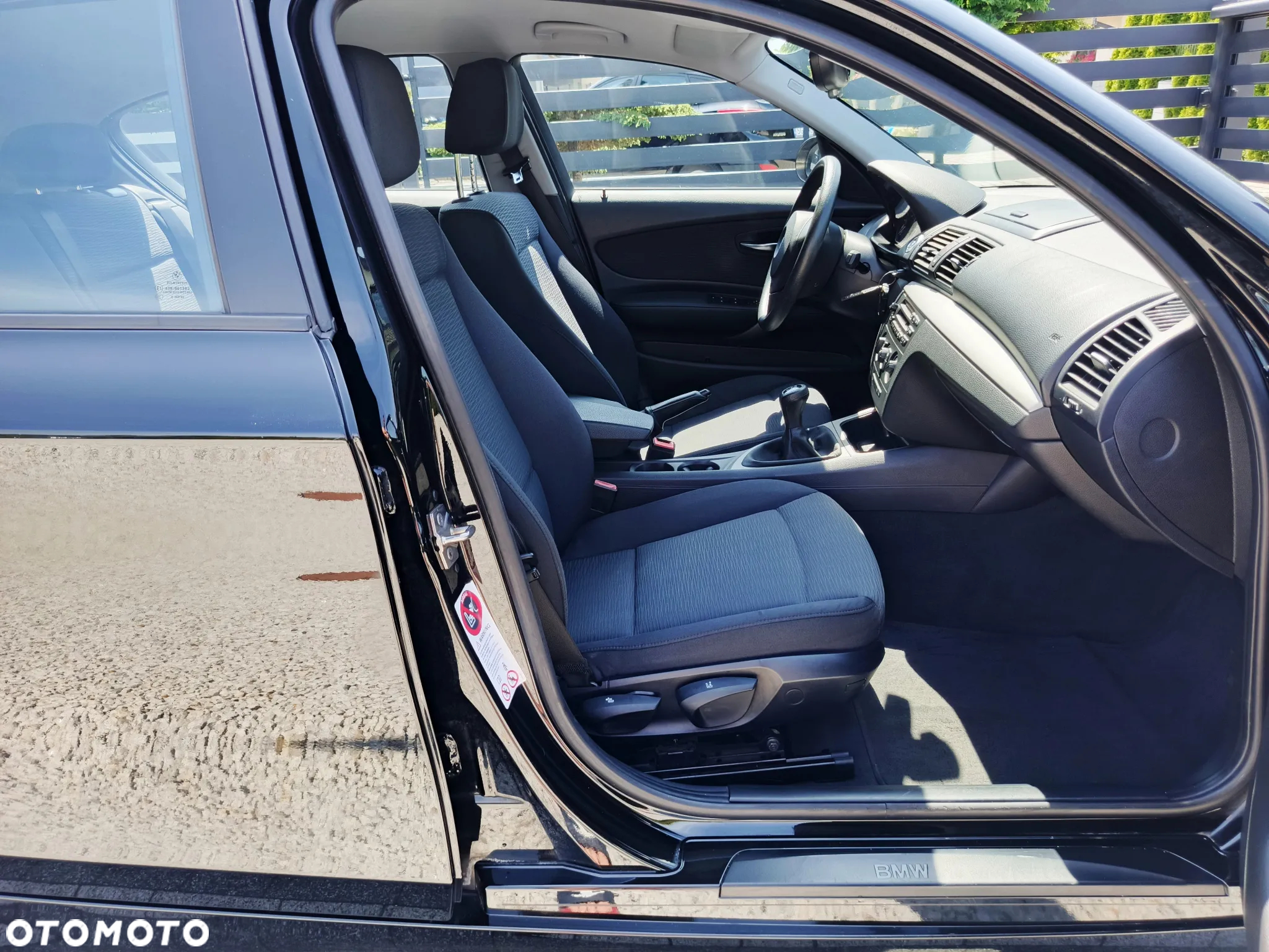 BMW Seria 1 116i - 11
