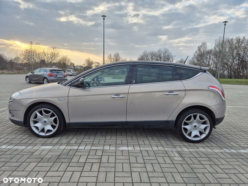 Lancia Delta 1.6 MultiJet 16v Gold - 6