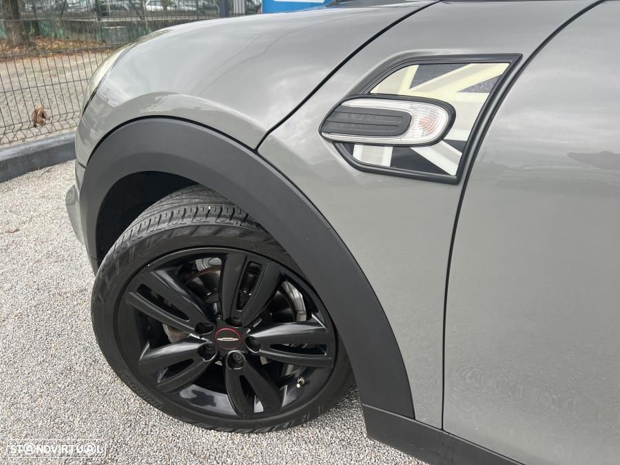 MINI 3 Portas Cooper D - 17