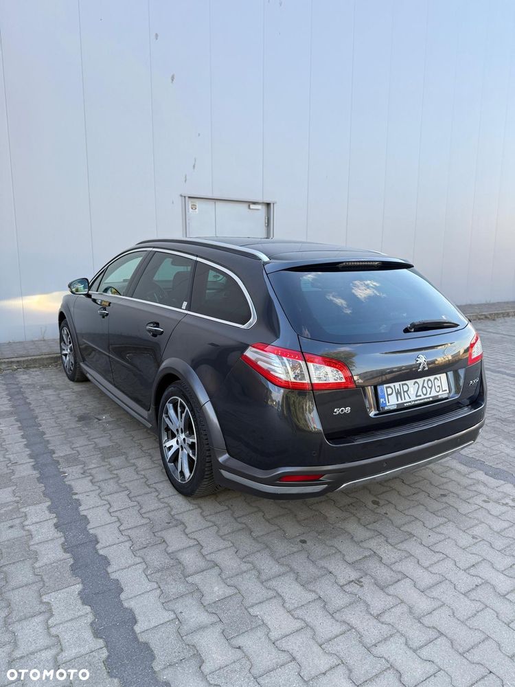 Peugeot 508 RXH Hybrid4 - 8
