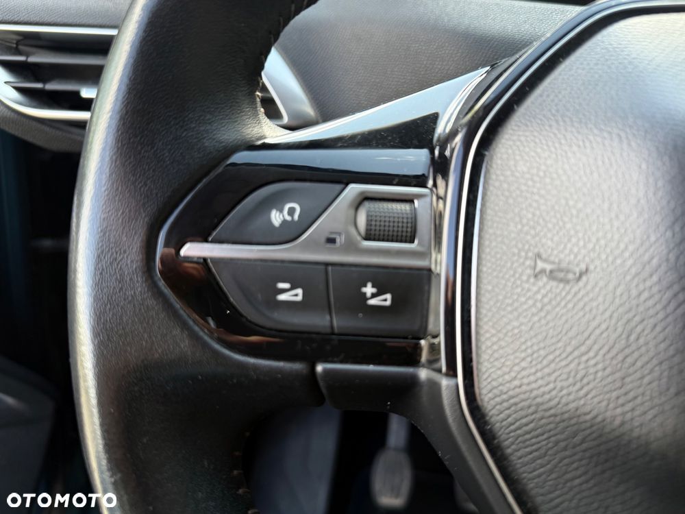 Peugeot 5008 BlueHDi 130 Active Pack - 19