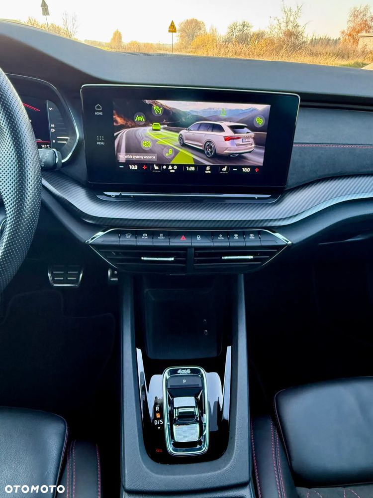 Skoda Octavia Combi 2.0 TDI DSG 4x4 RS Plus - 27