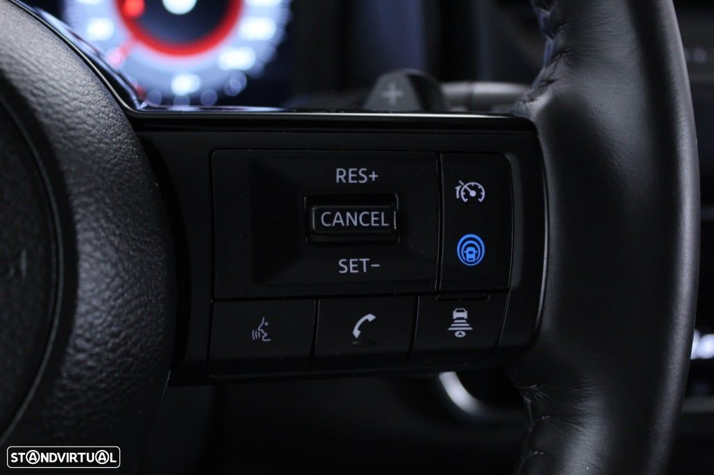 Nissan Qashqai 1.3 DIG-T Tekna SKY Xtronic - 23