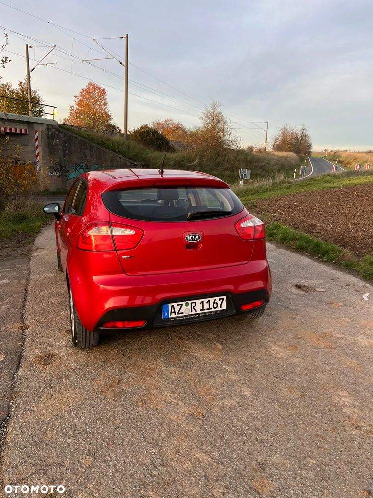 Kia Rio 1.2 L - 14