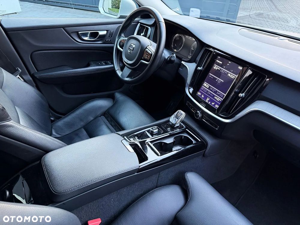 Volvo V60 T6 AWD Plug-In Hybrid Ultra Bright - 7