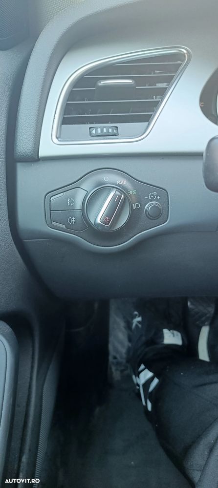 Audi A4 Avant 2.0 TDI - 8