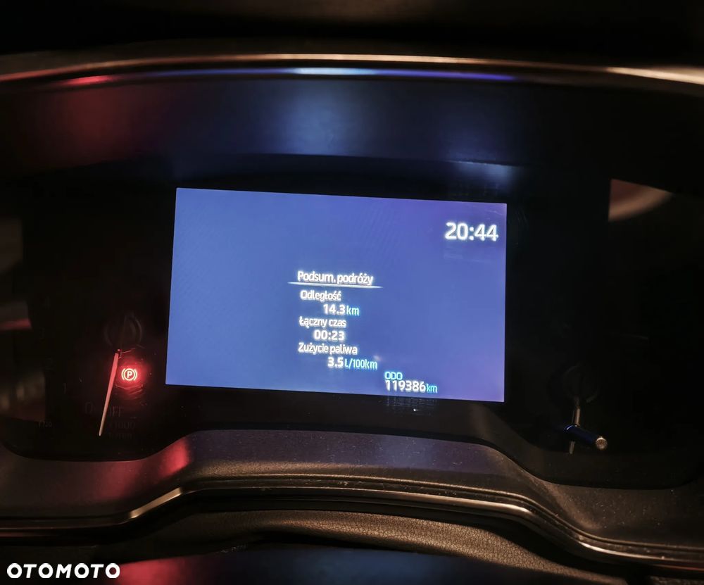 Toyota Corolla 1.8 Hybrid Comfort - 27