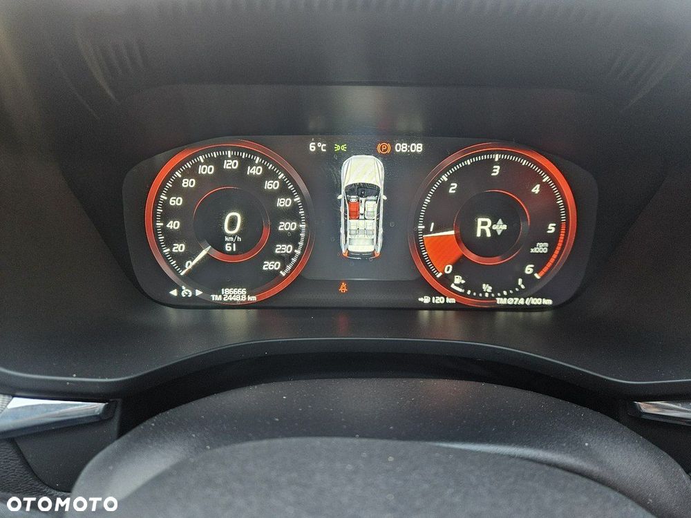 Volvo XC 60 D4 AWD R-Design - 19