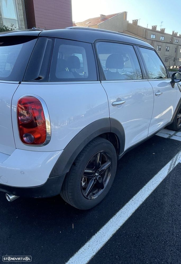 MINI Countryman One D - 3