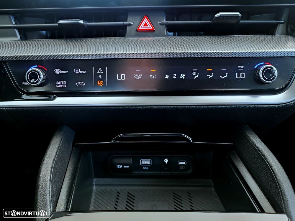 Kia Sportage 1.6 T-GDi PHEV Tech - 29