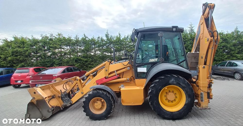 Case 580T - 1