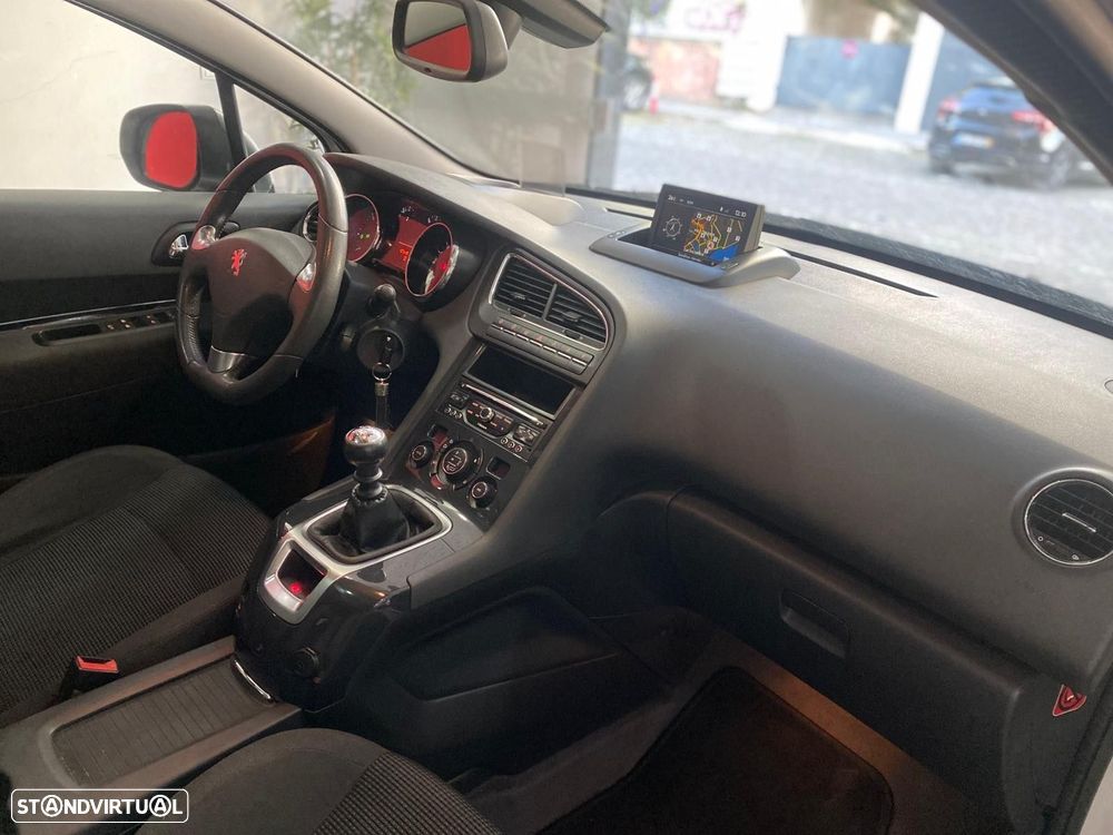 Peugeot 5008 1.6 HDi 7L Allure - 13