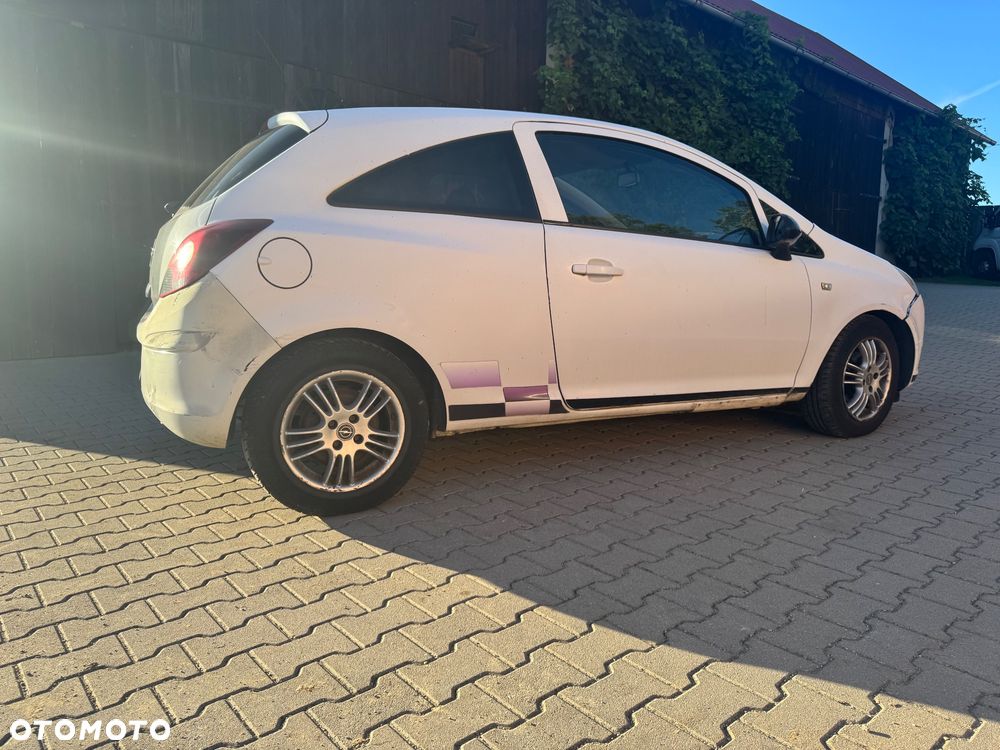 Opel Corsa - 7