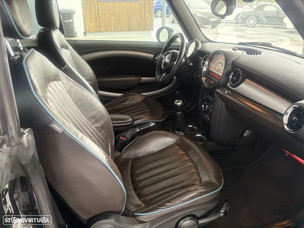 MINI 3 Portas Cooper D - 7