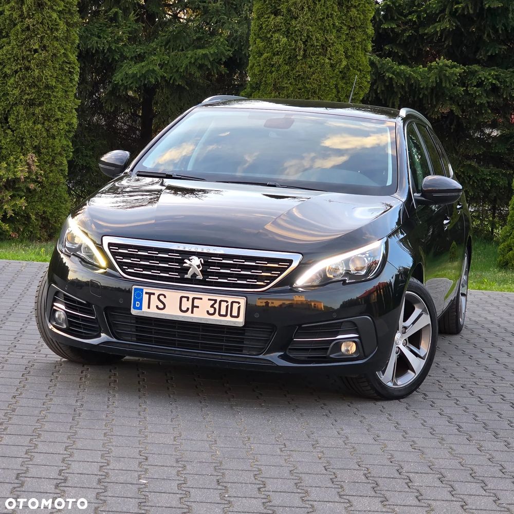Peugeot 308 PureTech 130 GPF EAT8 Stop & Start Active Business-Paket - 6