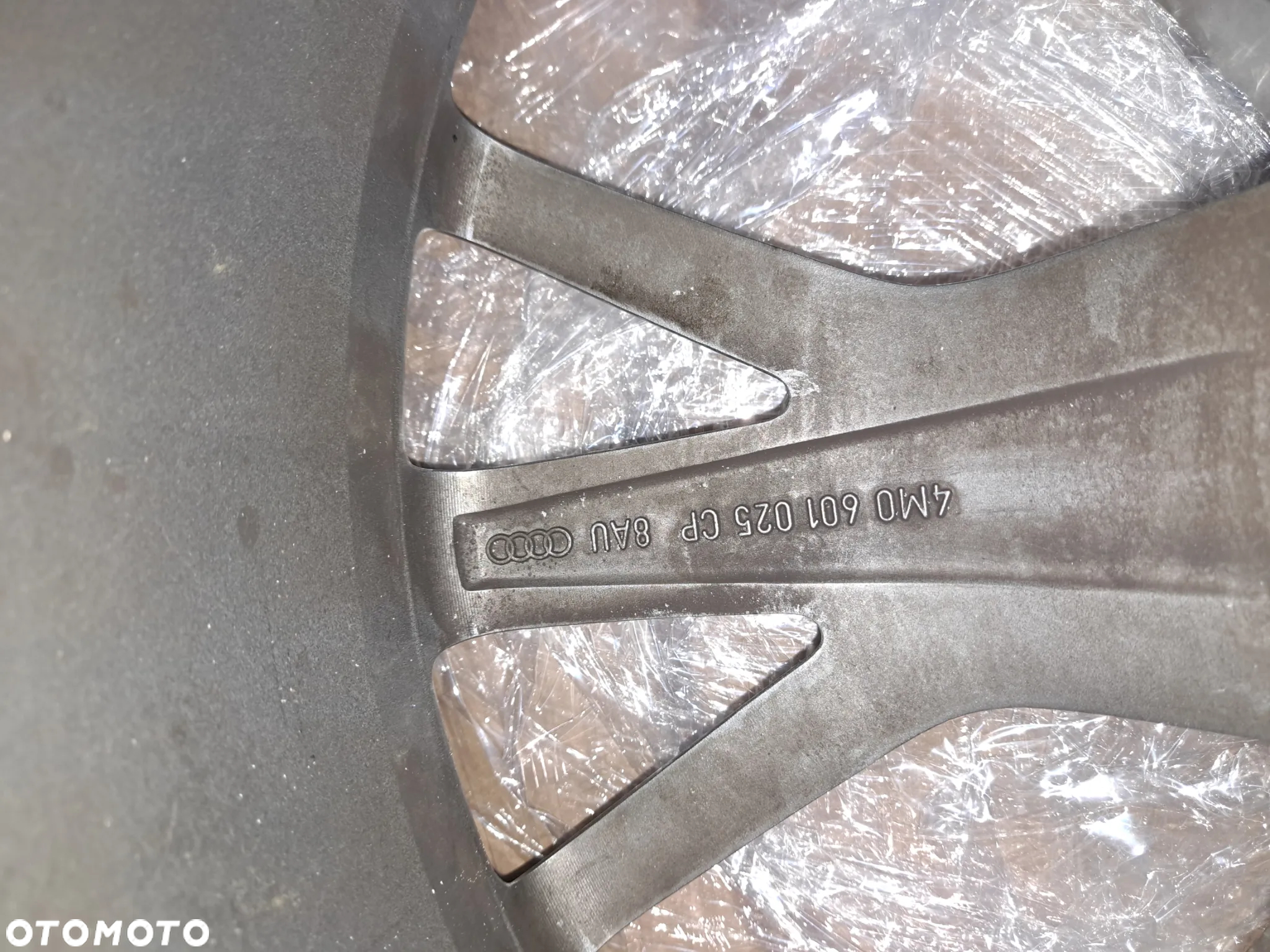 Felga Aluminiowa Audi Q7 Q-7 II 22 Cale E-10.0Jx22H2 ET 26 4M0601025CS 4M0601025CP Audi Sport - 15