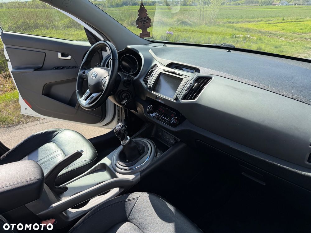 Kia Sportage 1.7 CRDI 2WD ISG Dream-Team Edition - 26