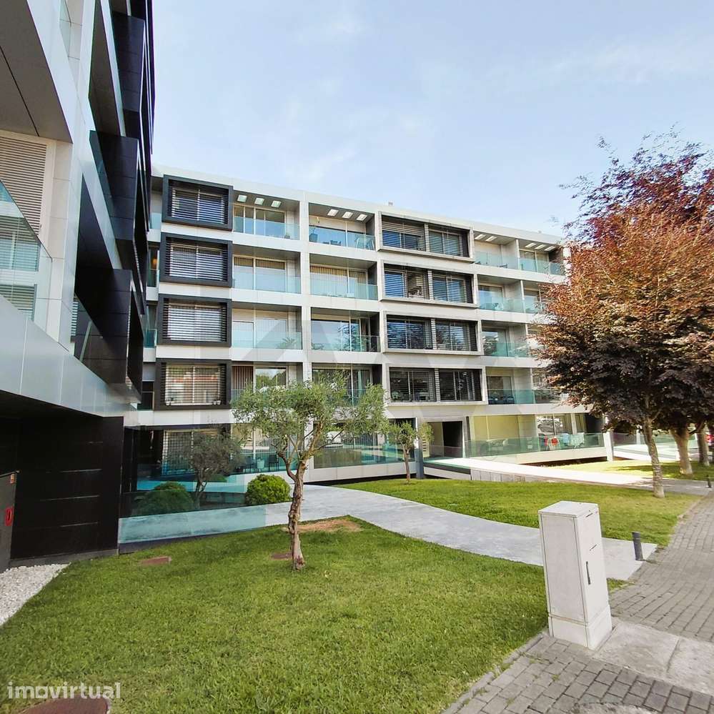 Apartamento T2 – Lamaçães / Braga, onde a modernidade encontra a exclu - Grande imagem: 2/52