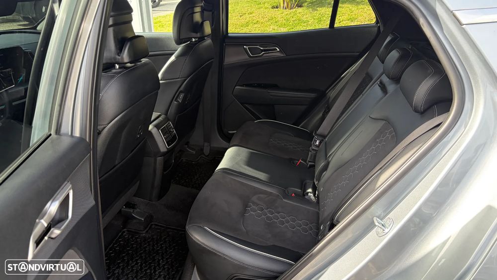 Kia Sportage 1.6 T-GDi HEV Tech+SRF - 11