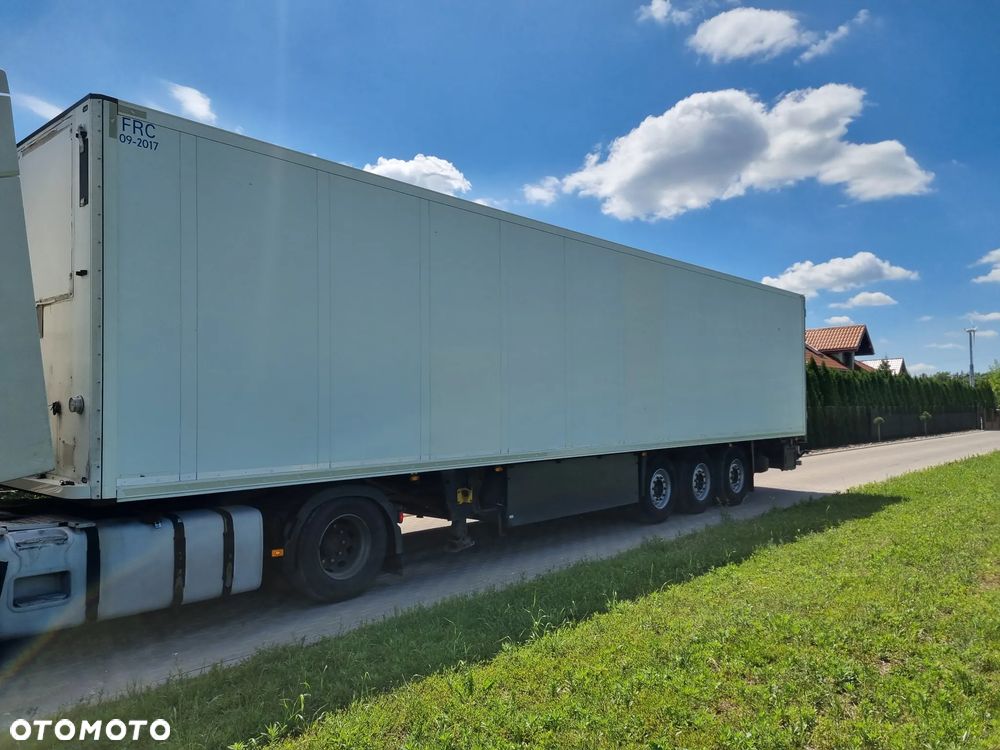 Schmitz Cargobull SKO 24/L - 1