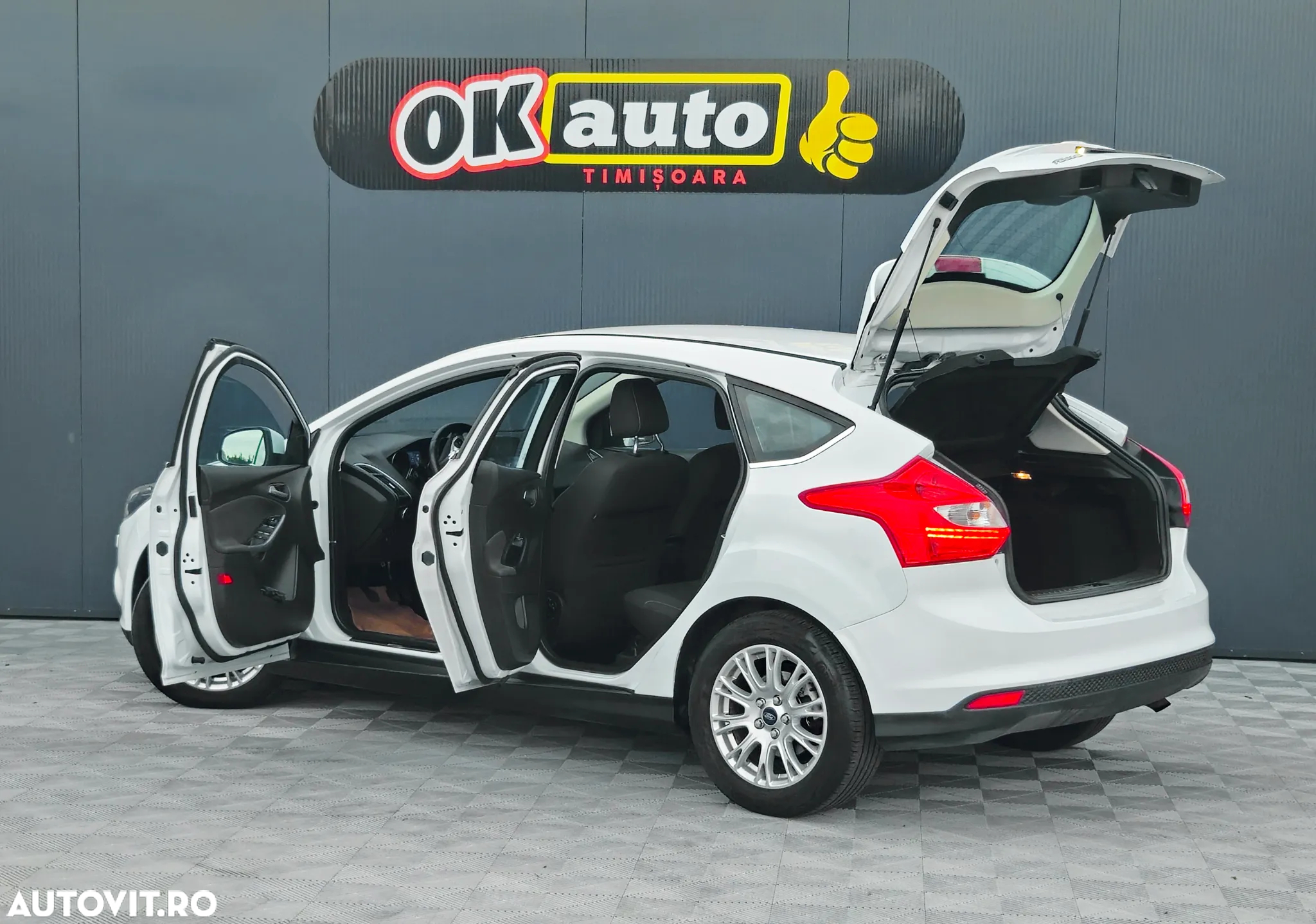 Ford Focus 1.6 Ti-VCT Titanium - 27
