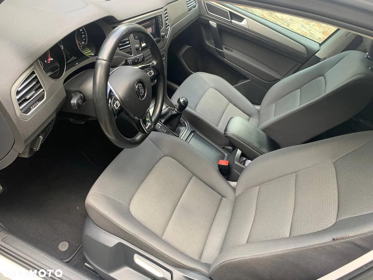 Volkswagen Golf 2.0 TDI (BlueMotion Technology) Comfortline - 18