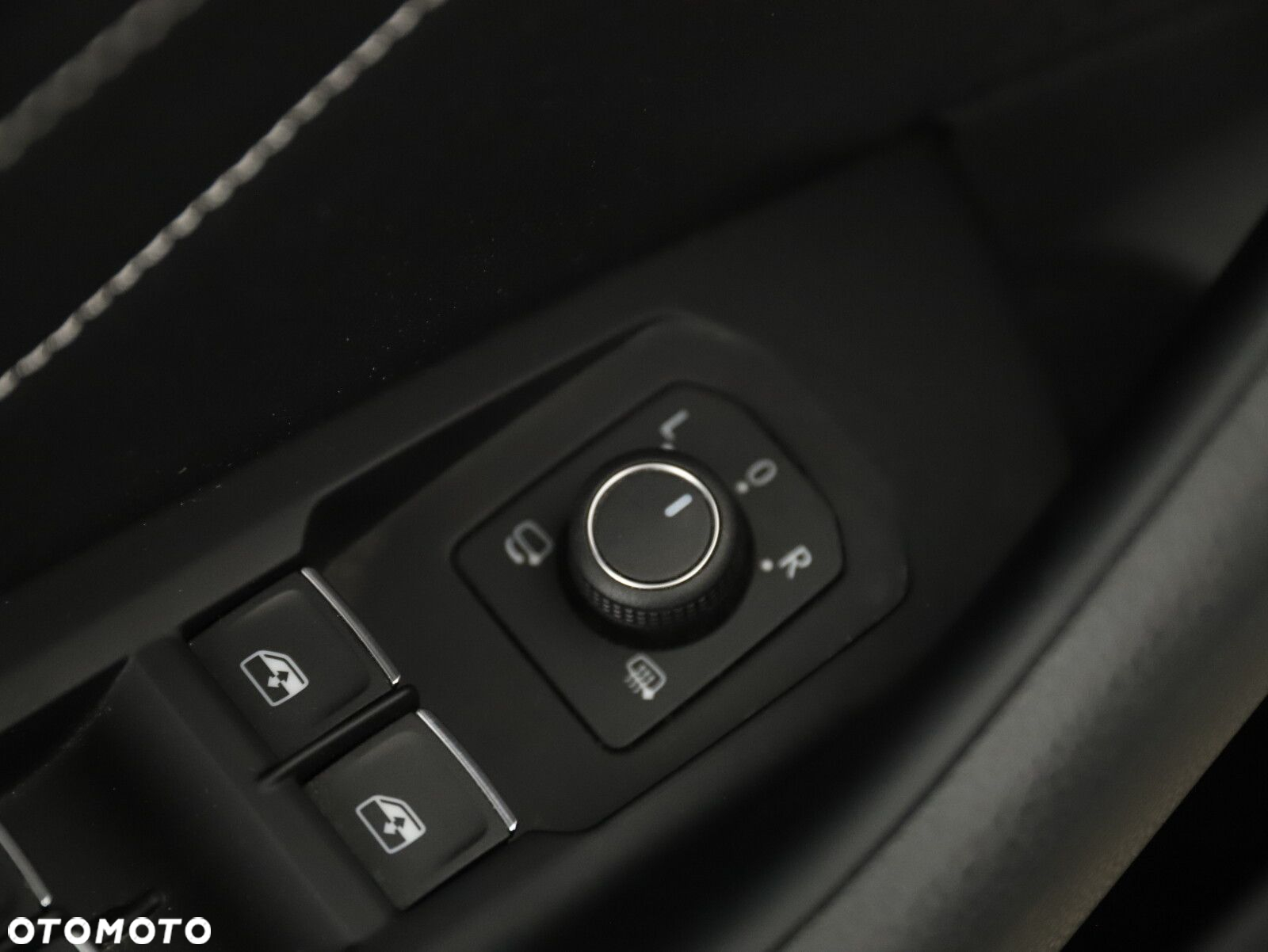 Volkswagen Arteon 2.0 TDI 4Motion R-Line DSG - 11