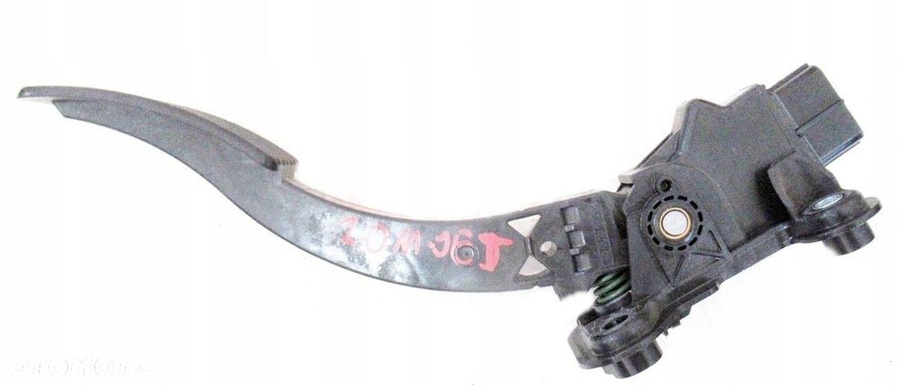 FIAT FREEMONT 2.0 M-JET PEDAŁ GAZU 04891585AC - 3