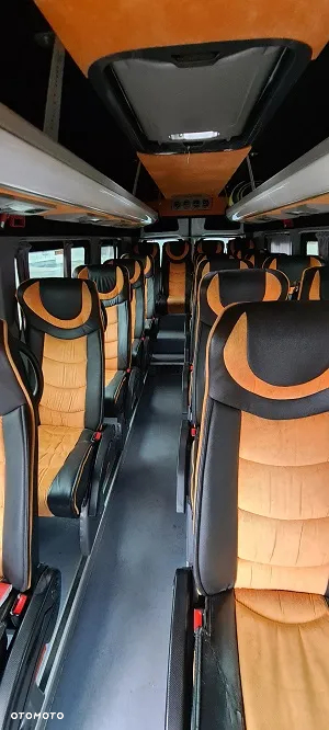 Mercedes-Benz Sprinter - 8