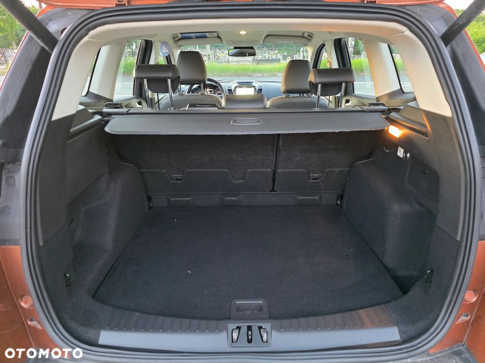 Ford Kuga 2.0 TDCi AWD Titanium - 14