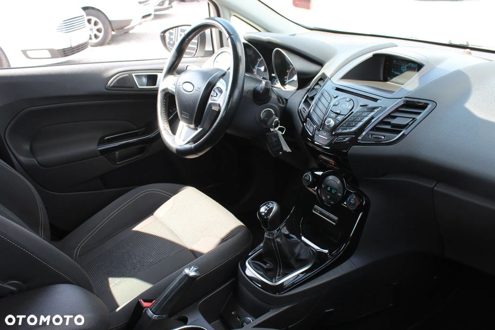 Ford Fiesta 1.0 EcoBoost Titanium ASS - 17