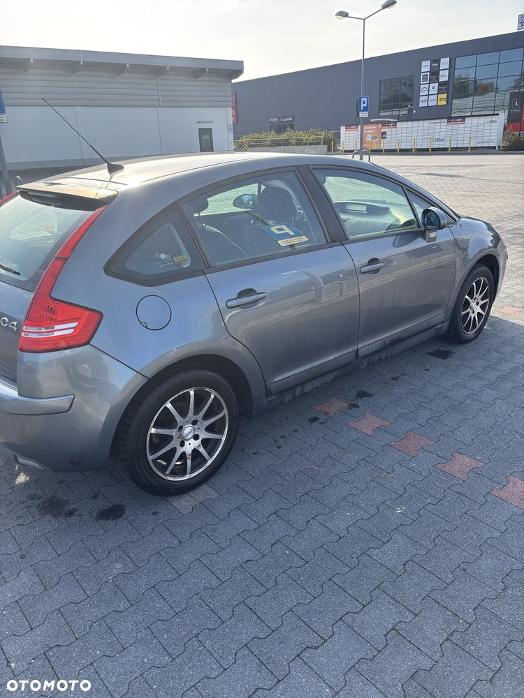 Citroen C4 2004 photo 5