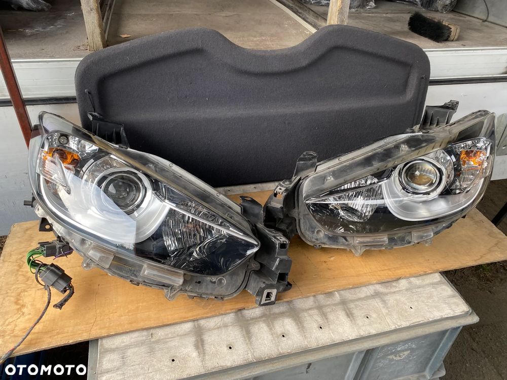 lampy mazda cx 5 bi xenon komplet eu całe - 1