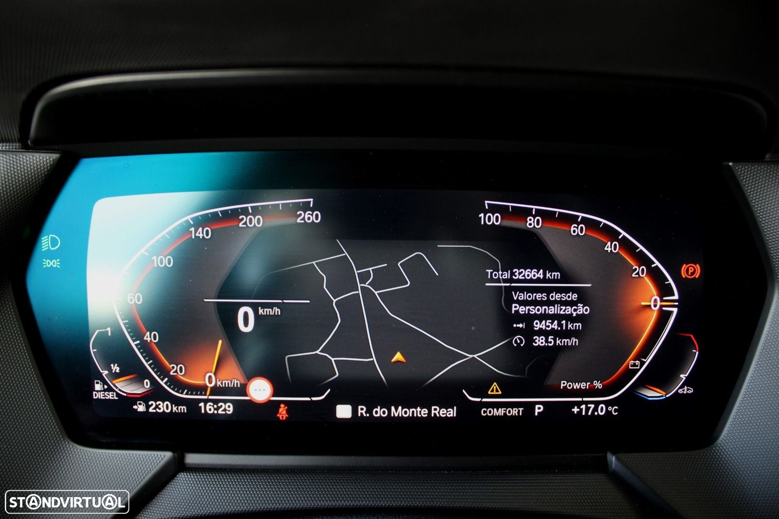 BMW 116 d Pack 50 anos M Auto - 13