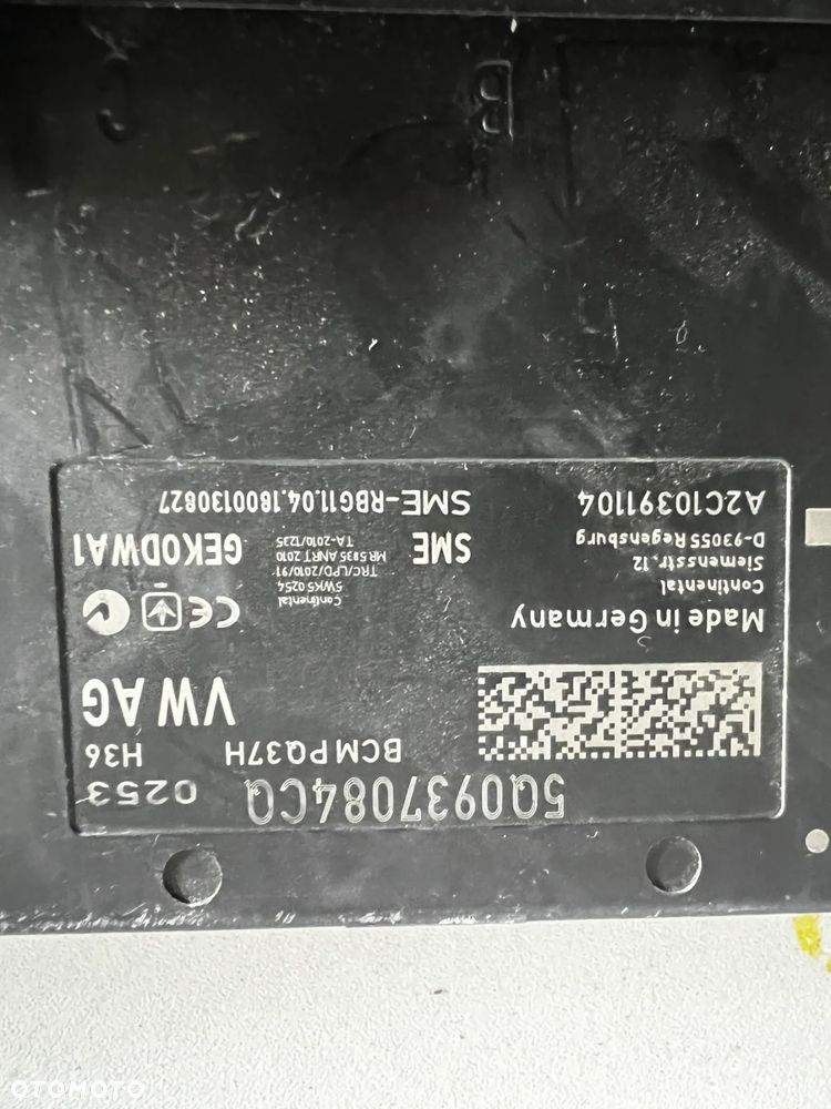 MODUŁ STEROWNIK KOMFORTU SKODA VW AUDI A3 8V 12- 5Q0937084CQ - 2