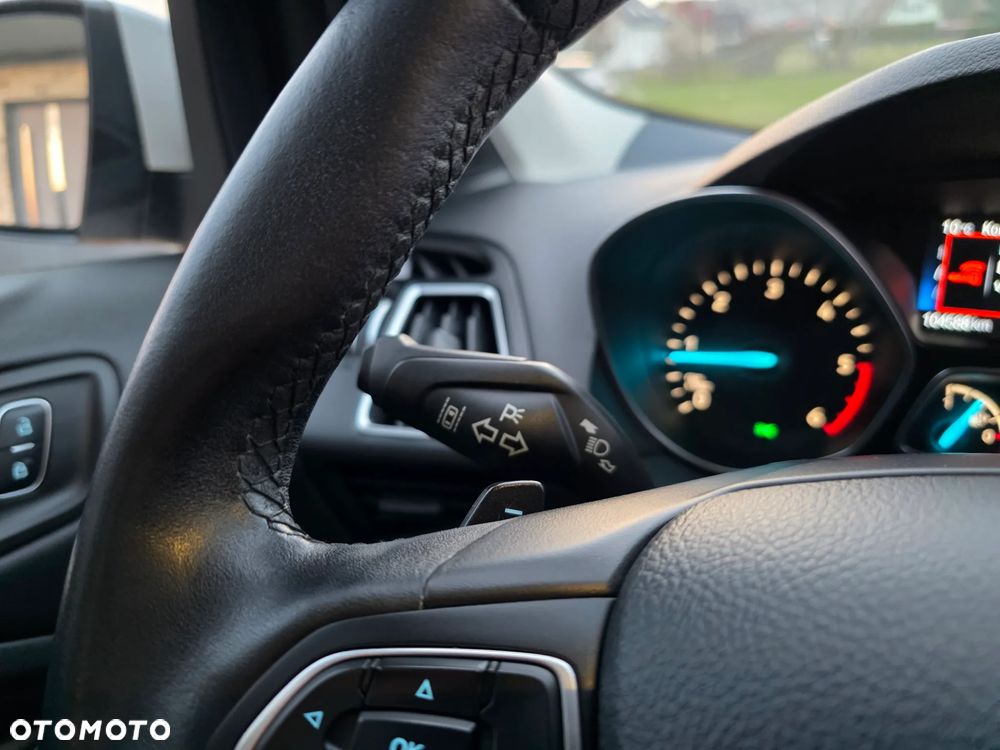 Ford Kuga 2.0 TDCi 4x4 Titanium - 23