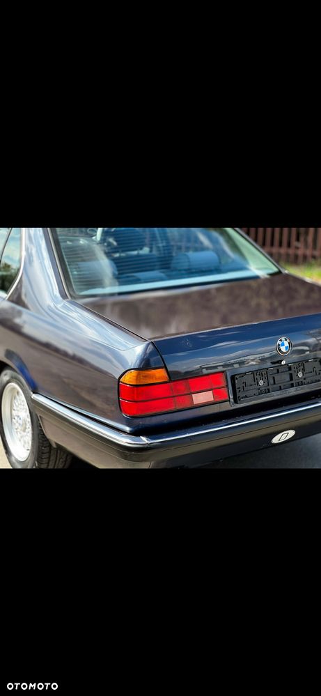 BMW Seria 7 750i - 9