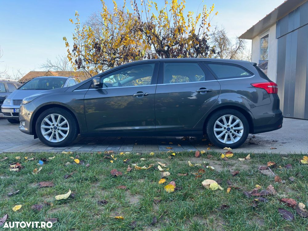 Ford Focus 1.5 EcoBlue Start-Stopp-System TITANIUM - 3