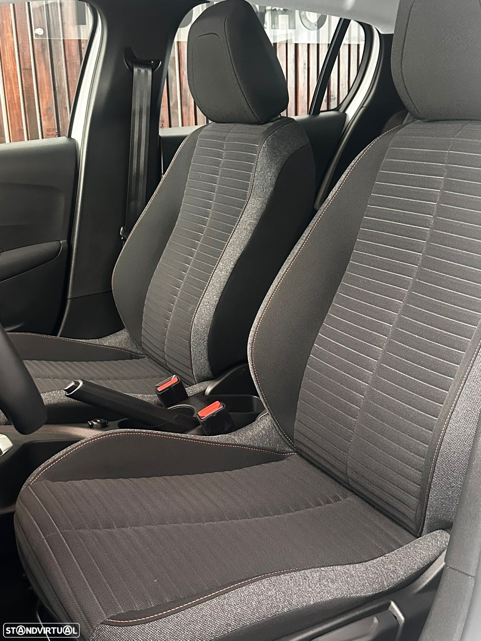 Peugeot 208 1.2 PureTech Active Pack - 10