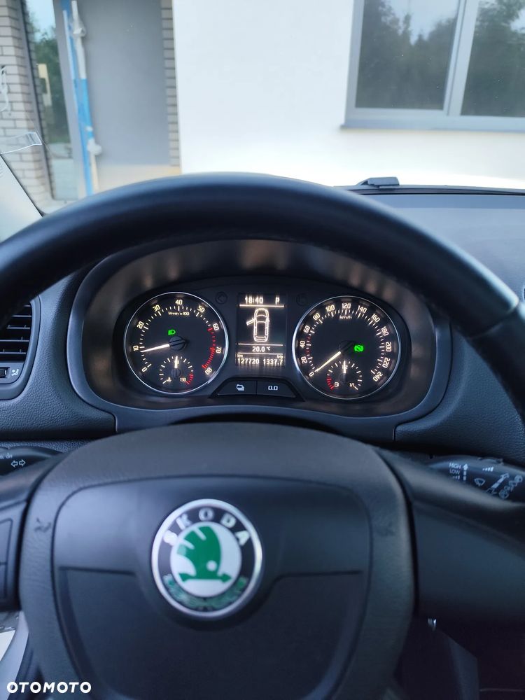 Skoda Roomster 1.2 TSI DSG Elegance PLUS EDITION - 20