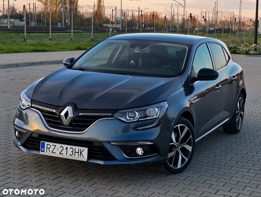 Renault Megane 1.5 Blue dCi R.S Line EDC - 2