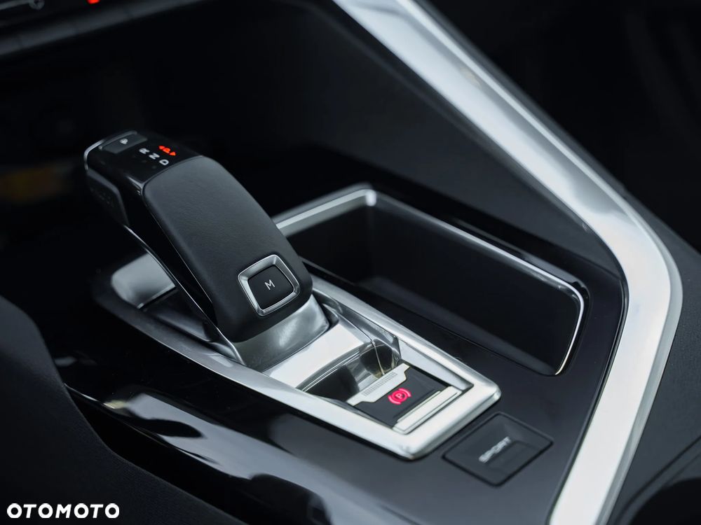 Peugeot 3008 1.6 THP Allure S&S EAT6 - 23