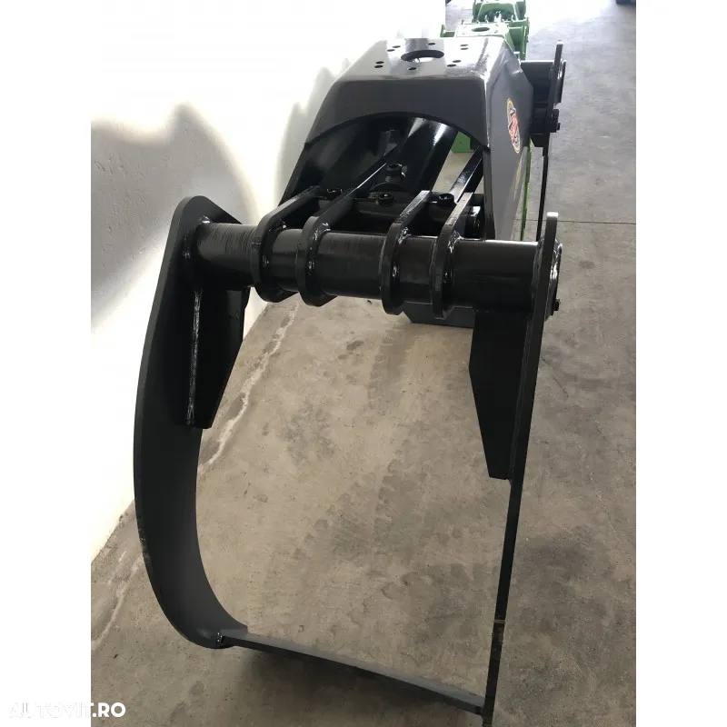 Graifer forestier pentru tractor SP1000 - 4