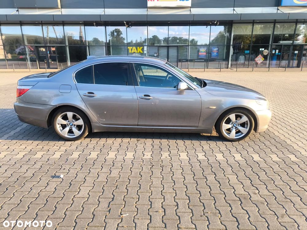 BMW Seria 5 520d - 10