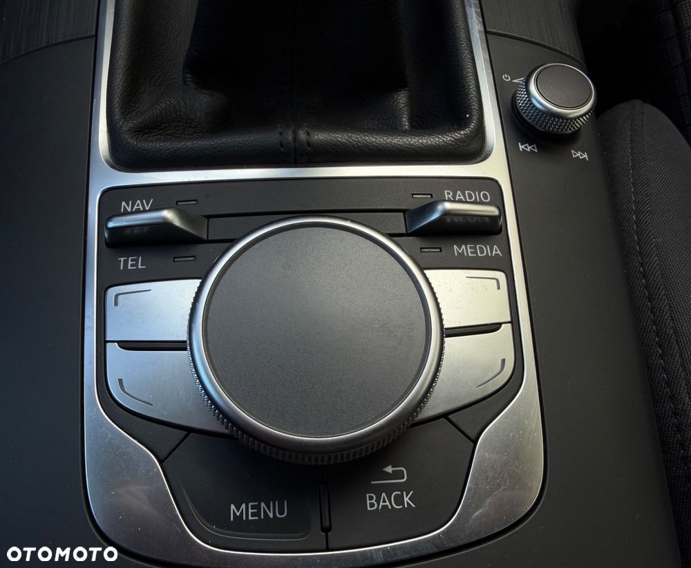 Audi A3 Sportback 2.0 TDI Attraction - 34