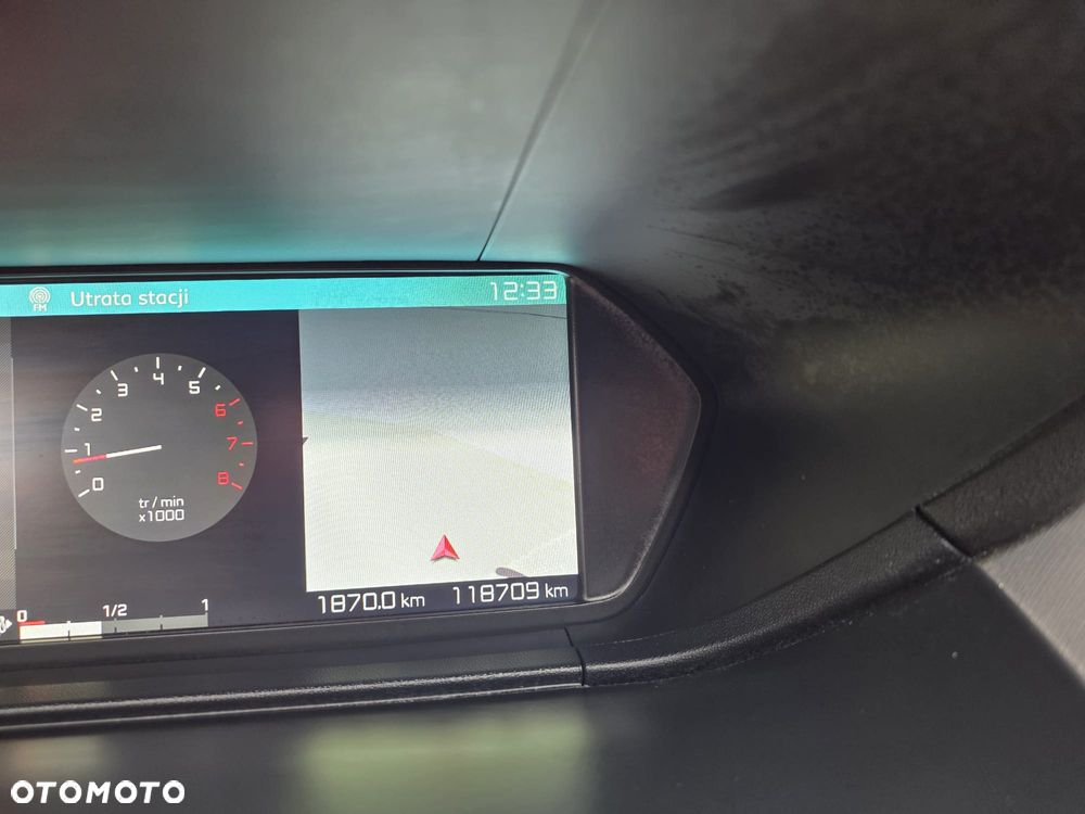 Citroën C4 Picasso 1.2 PureTech Attraction - 24