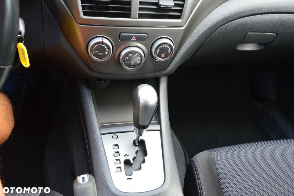 Subaru Impreza 2.0R Automatik Sport - 8
