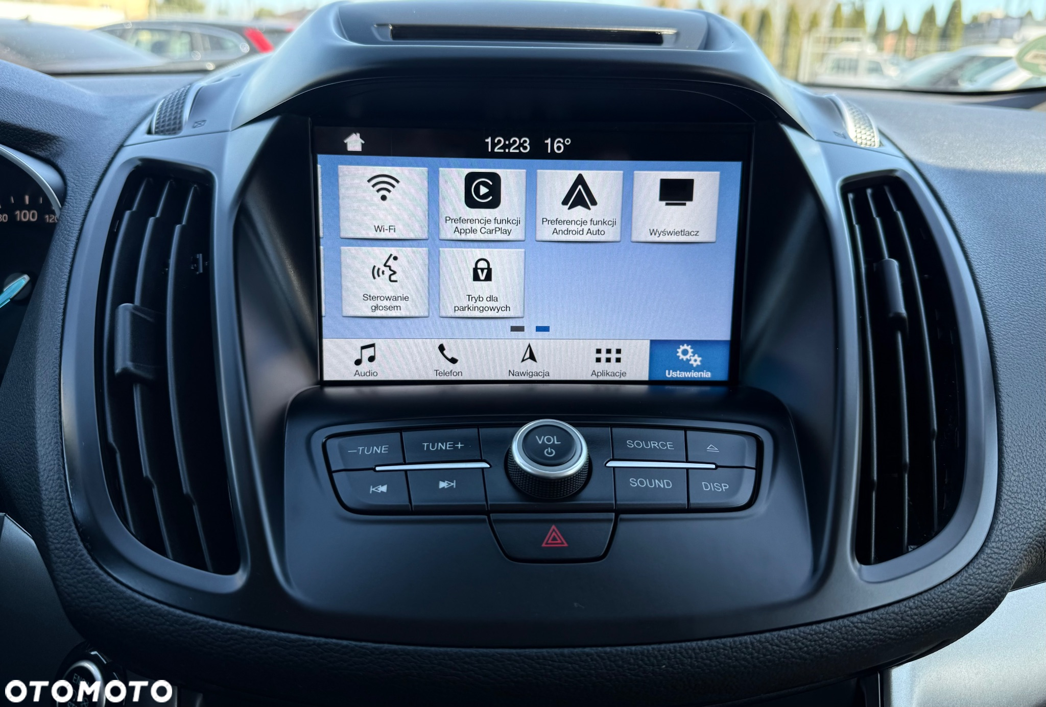 Ford Kuga 1.5 EcoBoost 2x4 Trend - 24