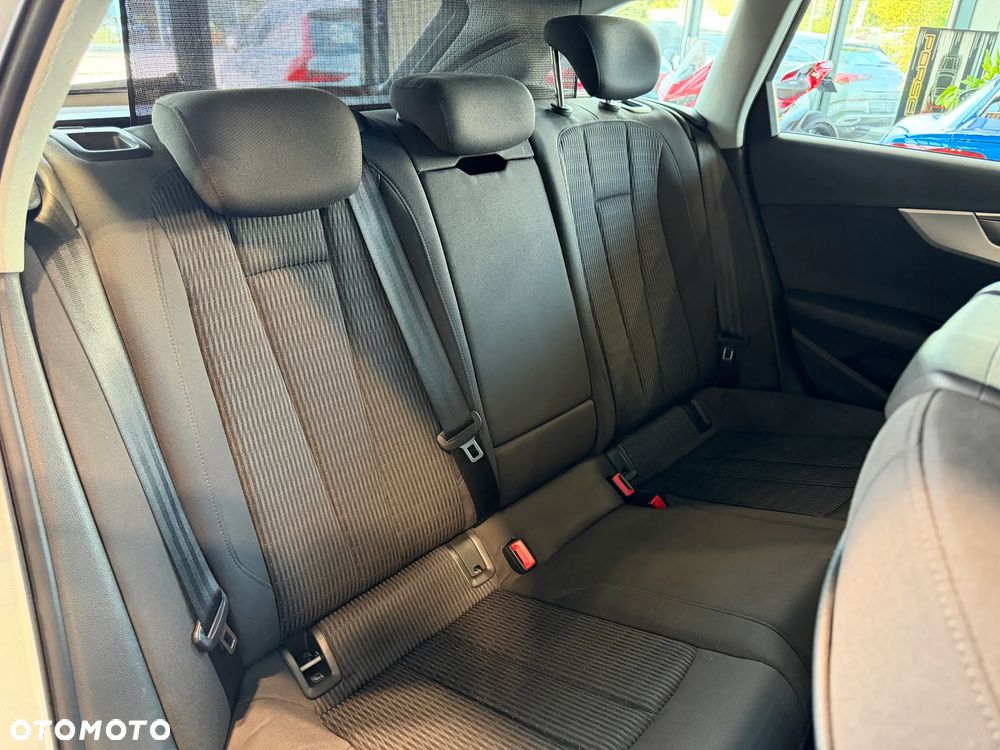 Audi A4 Avant 2.0 TDI DPF clean diesel multitronic Ambition - 19