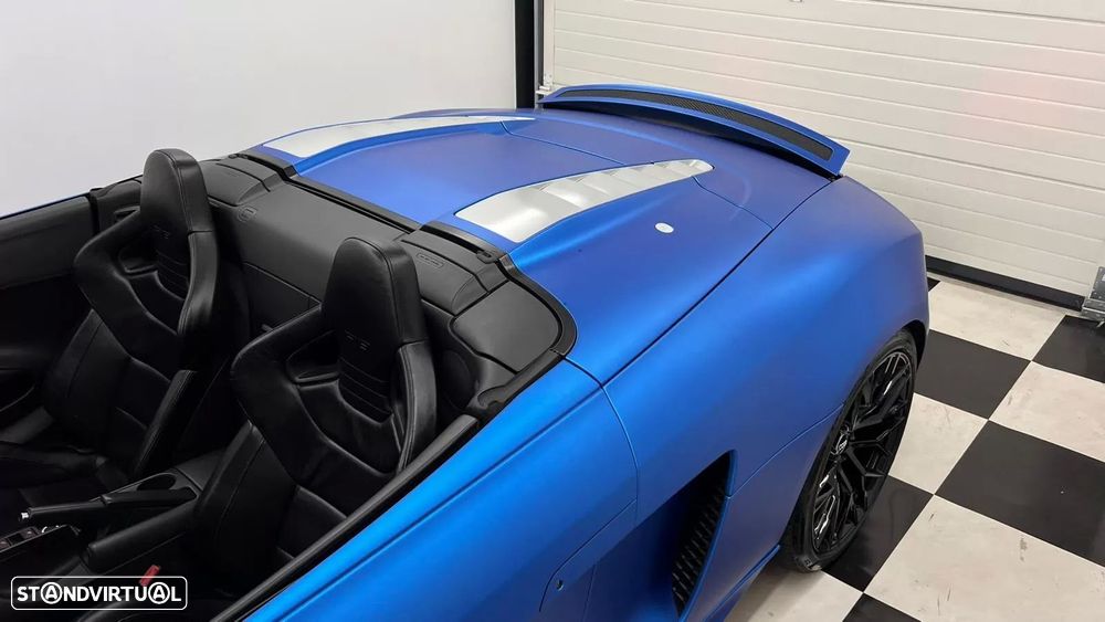 Audi R8 Spyder 5.2 FSi V10 quattro R-tronic - 13